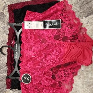 NWT Delta Burke intimates Panties Lace Bikini Size 8/1X